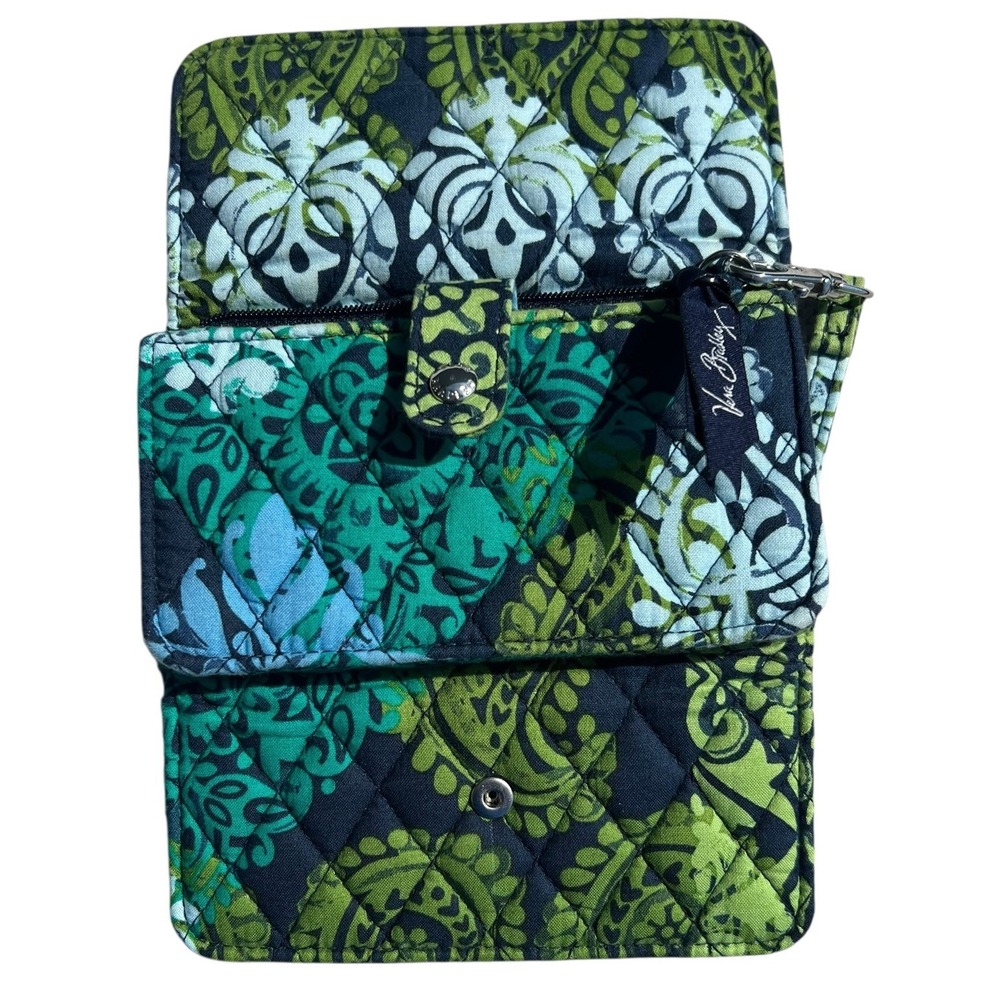Vera Bradley Wristlet Caribbean Green Navy Blue Quilted Paisley Wallet